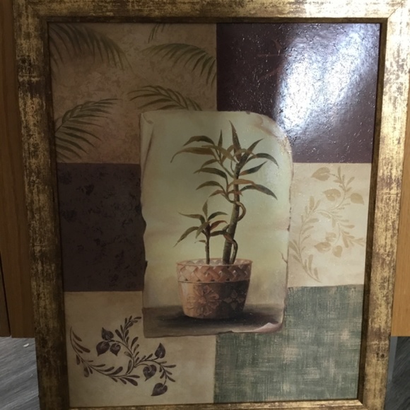 2 Beautiful Wall Hangings - Picture 2 of 3